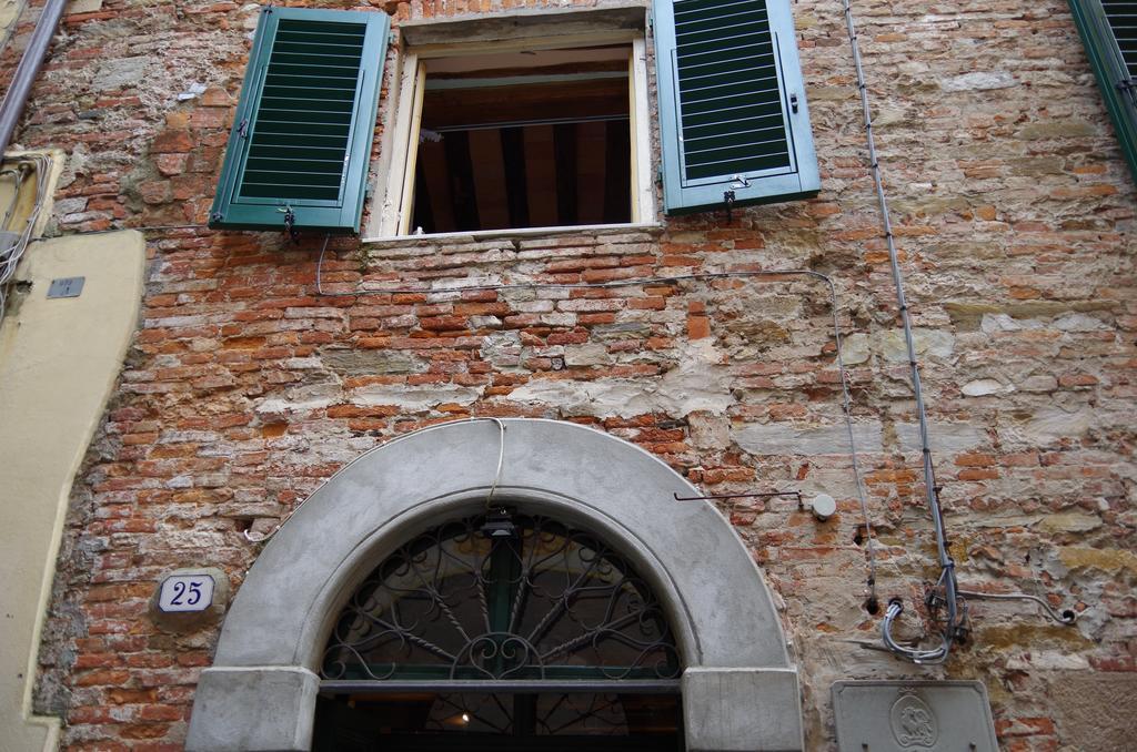 Antica Residenza Del Gallo Lucca Eksteriør bilde